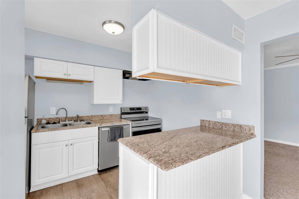 Dallas, TX 75206,4688 Matilda Street #H