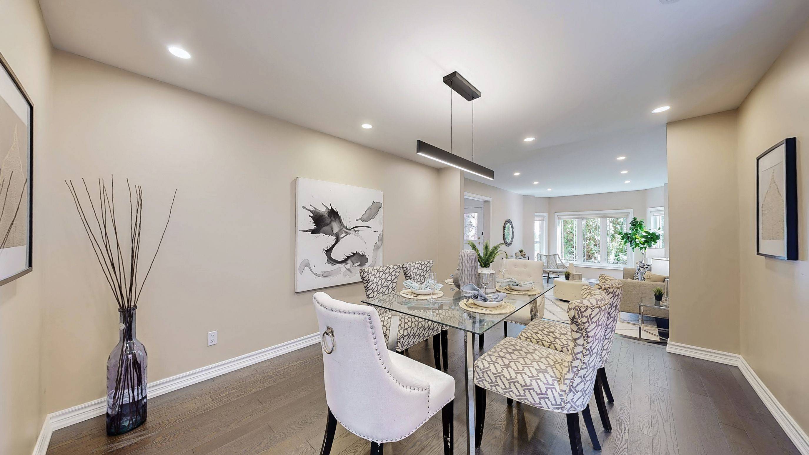 Richmond Hill, ON L4B 1W3,20 Edinburgh DR