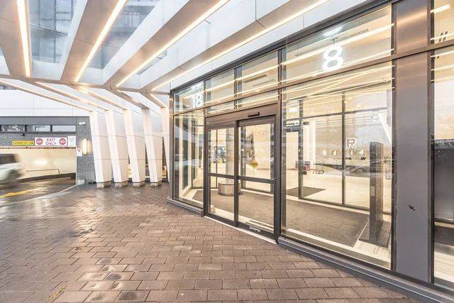 Markham, ON L3R 6L5,18 Water Walk DR #1207