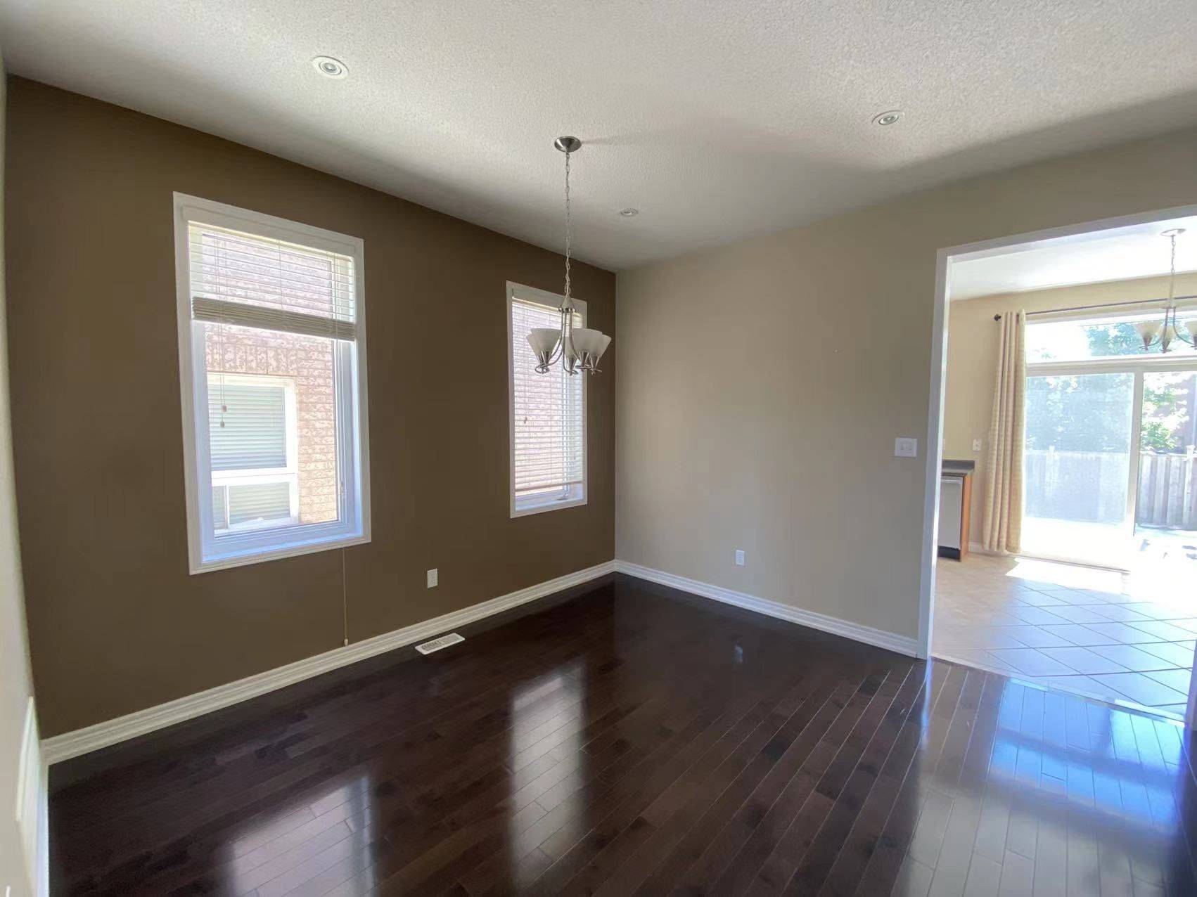 Oakville, ON L6M 5J4,2329 Blue Oak CIR