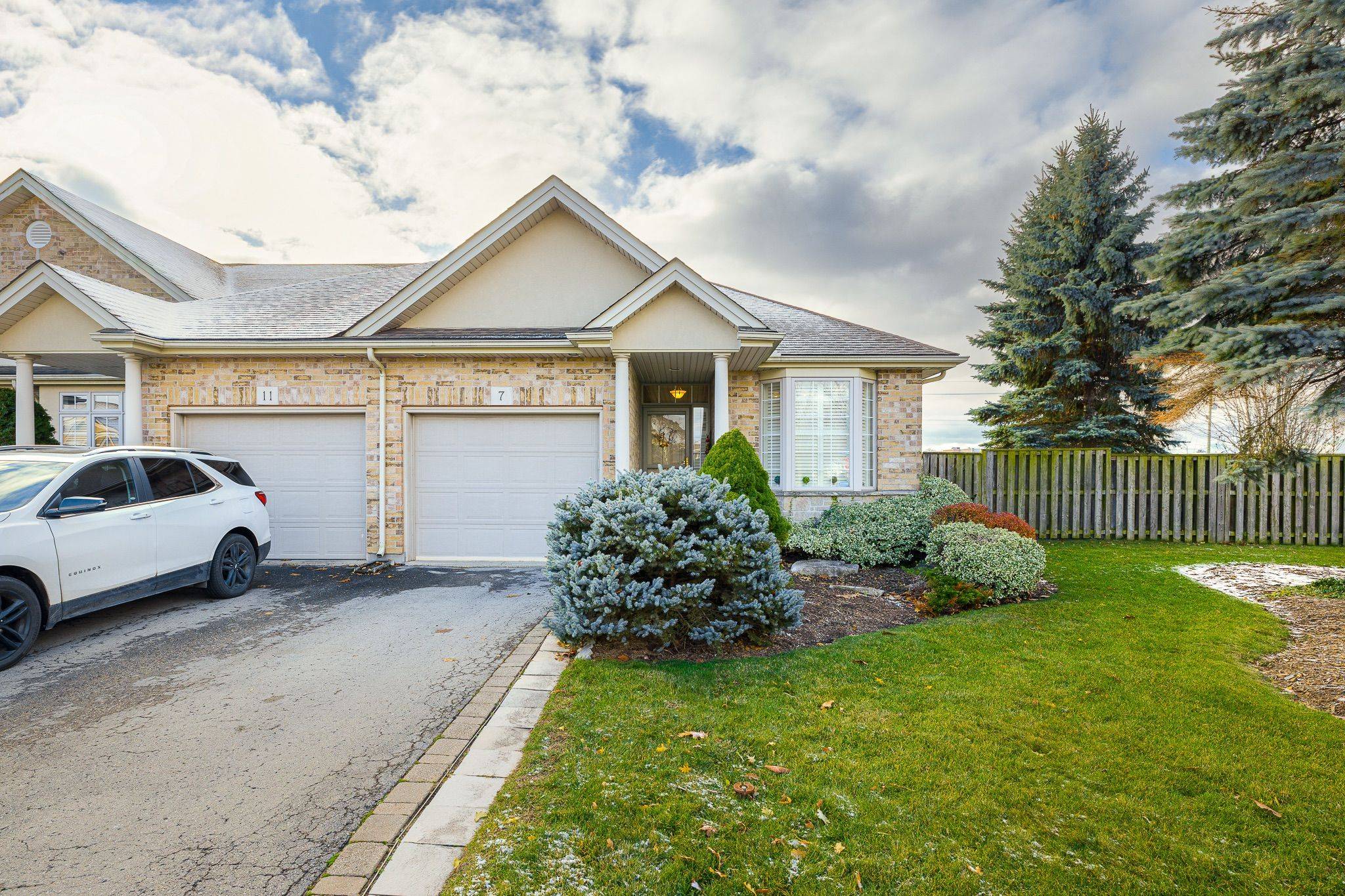 Welland, ON L3C 7L7,7 Willowlanding CT