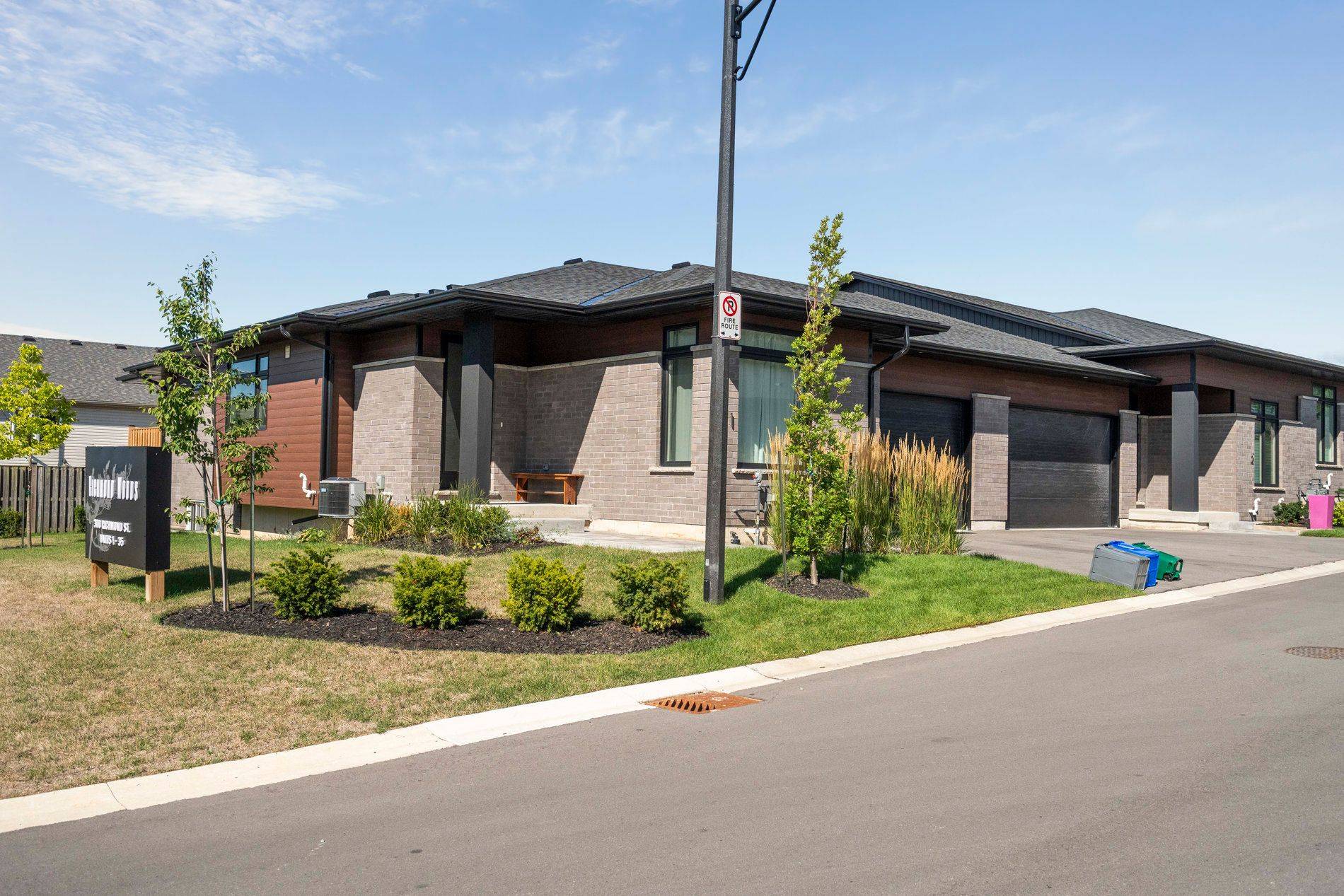 Thorold, ON L2V 5B9,300 Richmond ST #1