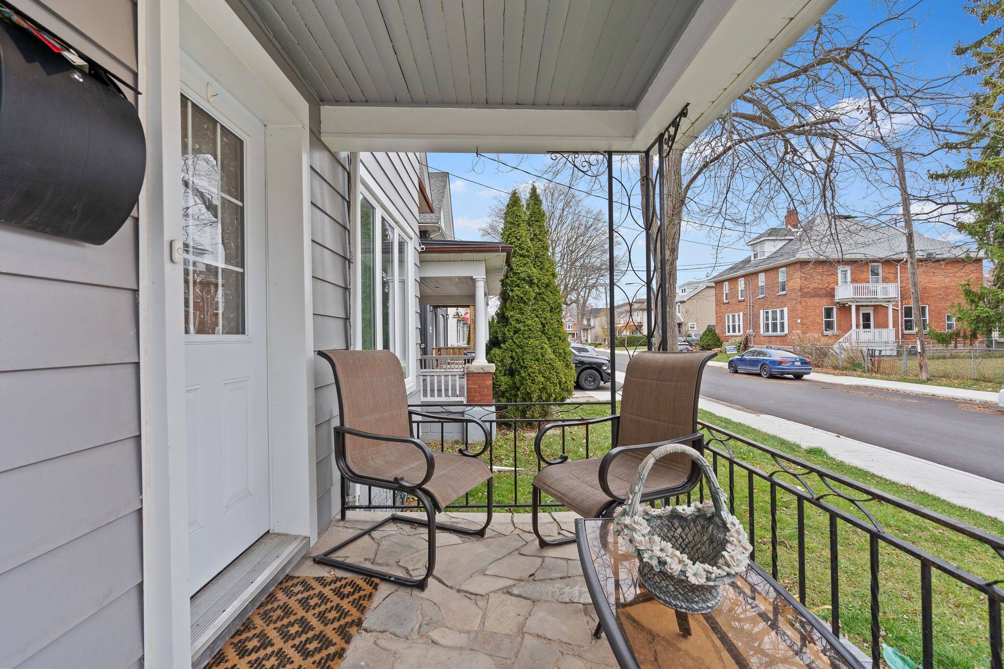 Welland, ON L3B 4B4,42 Grove ST