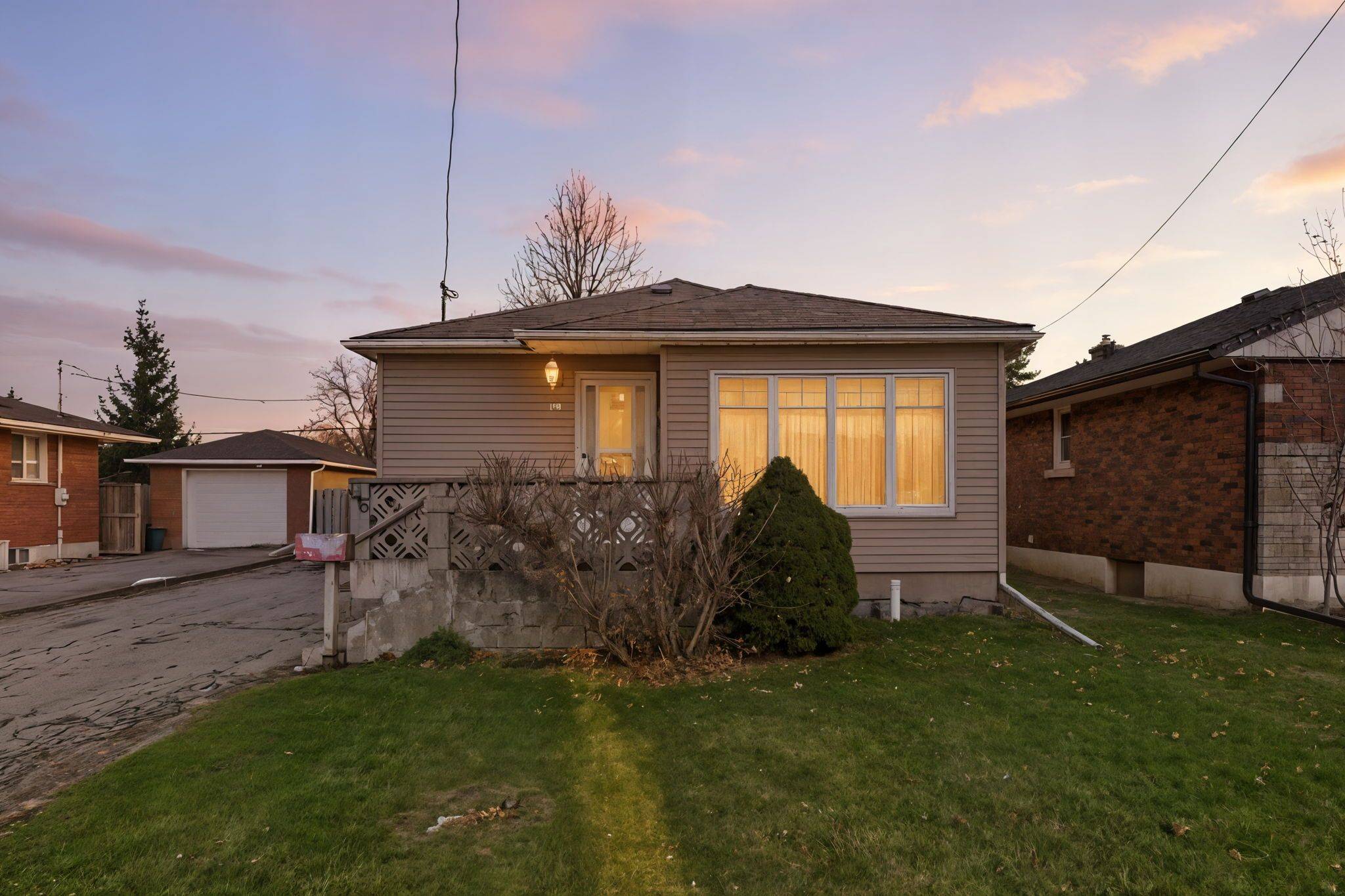 Thorold, ON L2V 3C8,66 Rose AVE