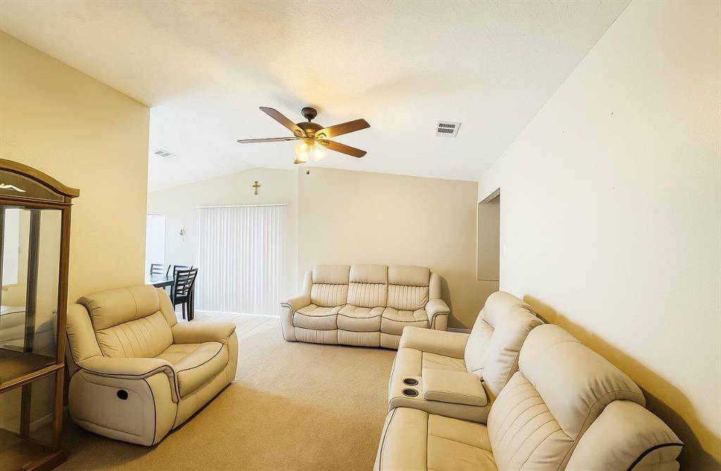 Dallas, TX 75217,9601 Glengreen Drive