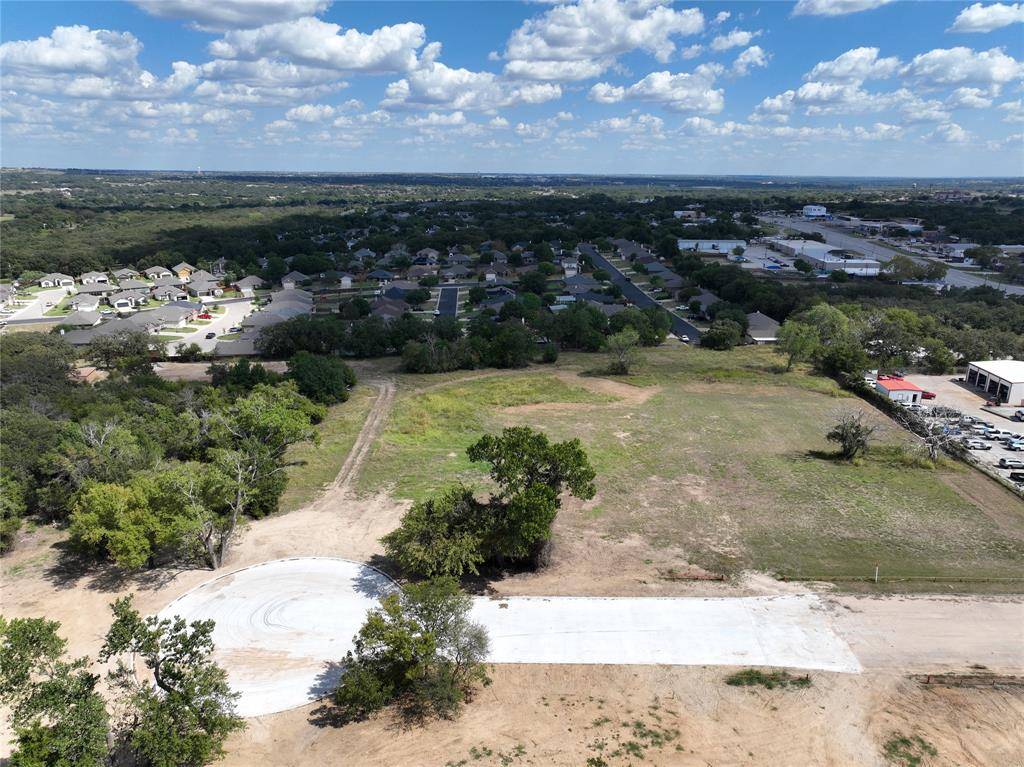 112-B Industrial Street, Weatherford, TX 76086