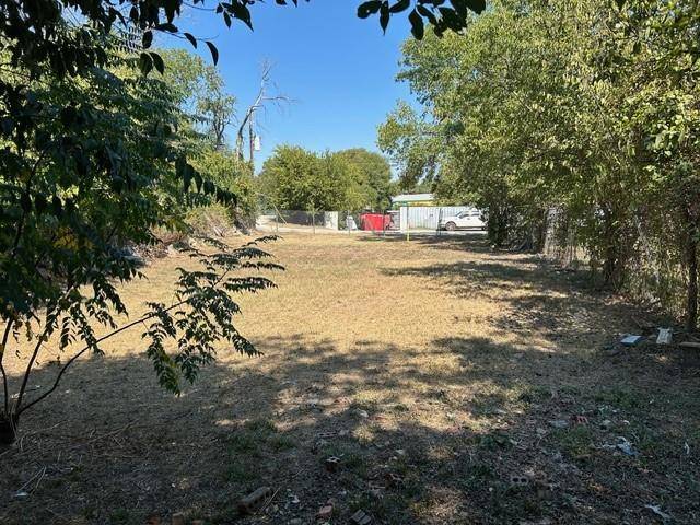 Fort Worth, TX 76104,2006 Irma Street