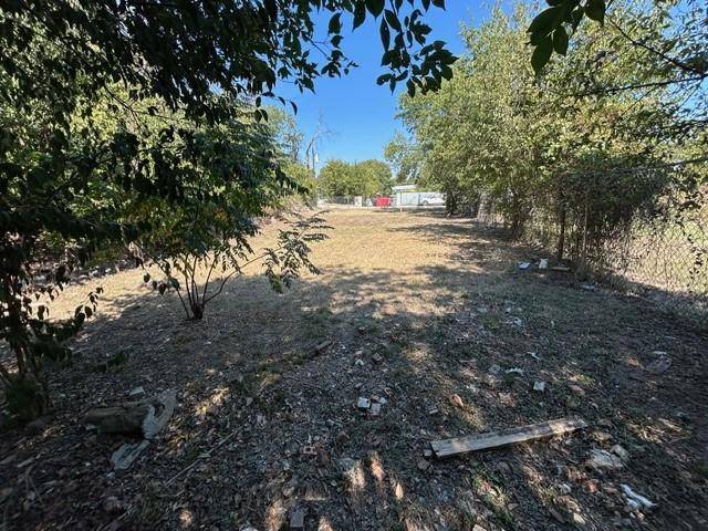 Fort Worth, TX 76104,2006 Irma Street