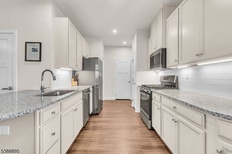 Washington Twp., NJ 07882,11 Sharp Shinned Ct