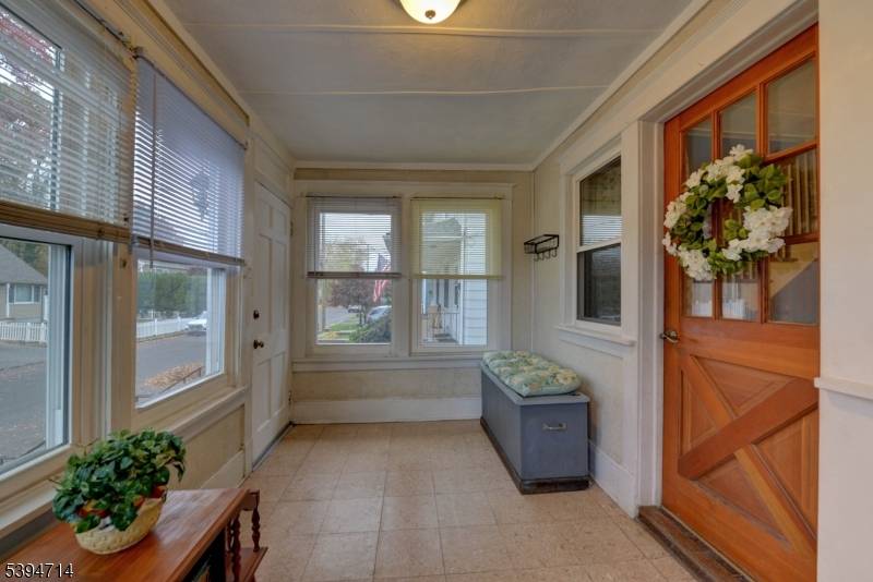 Dumont Boro, NJ 07628,51 Wood Pl