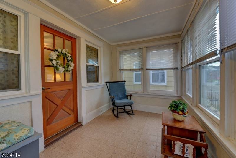 Dumont Boro, NJ 07628,51 Wood Pl