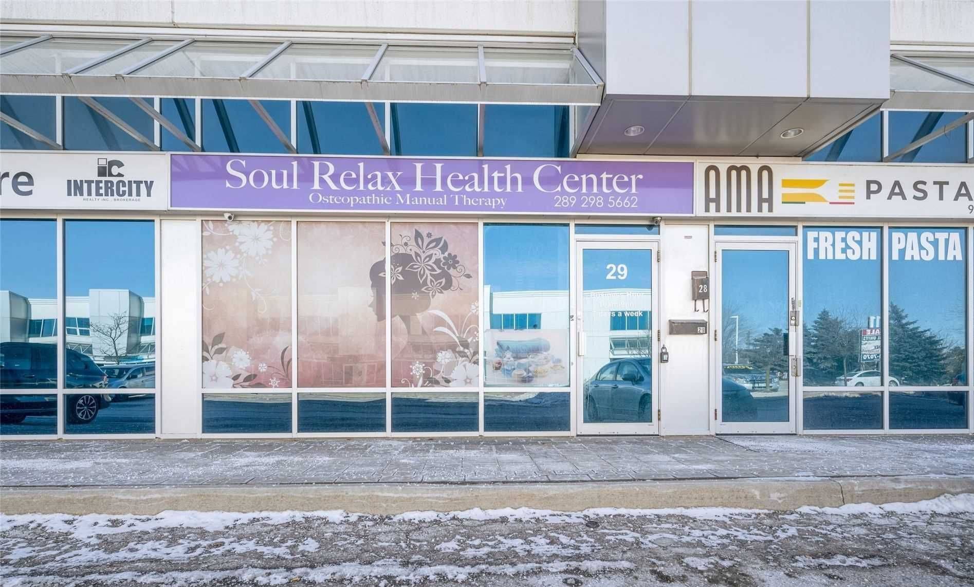 Vaughan, ON L4L 0A2,7611 Pine Valley DR #29