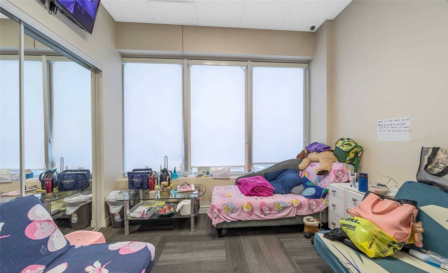 Vaughan, ON L4L 0A2,7611 Pine Valley DR #29