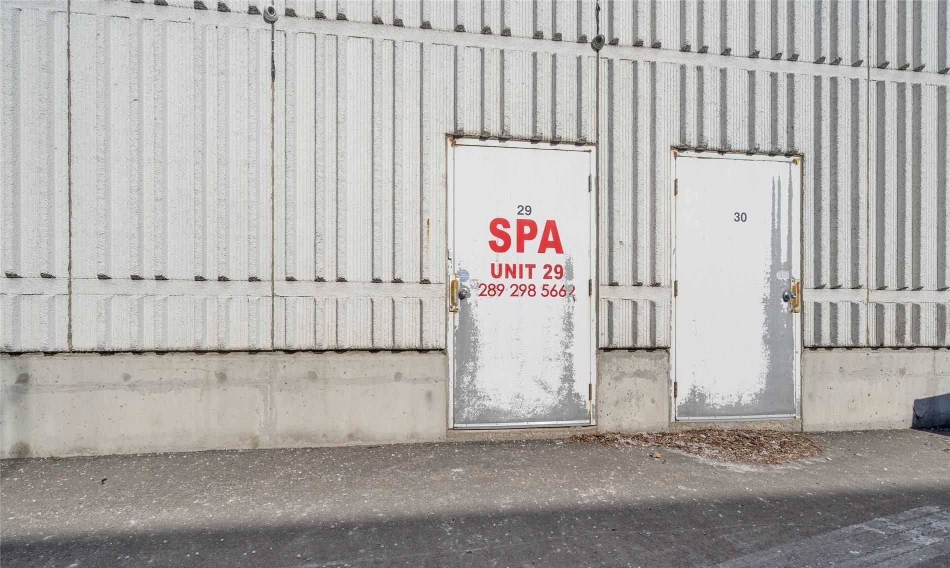 Vaughan, ON L4L 0A2,7611 Pine Valley DR #29