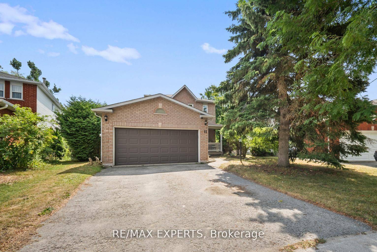 Barrie, ON L4N 7A3,11 Penton DR