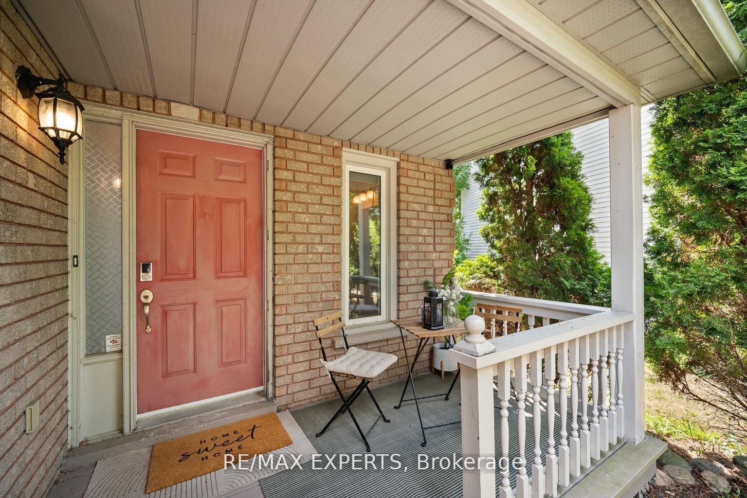 Barrie, ON L4N 7A3,11 Penton DR