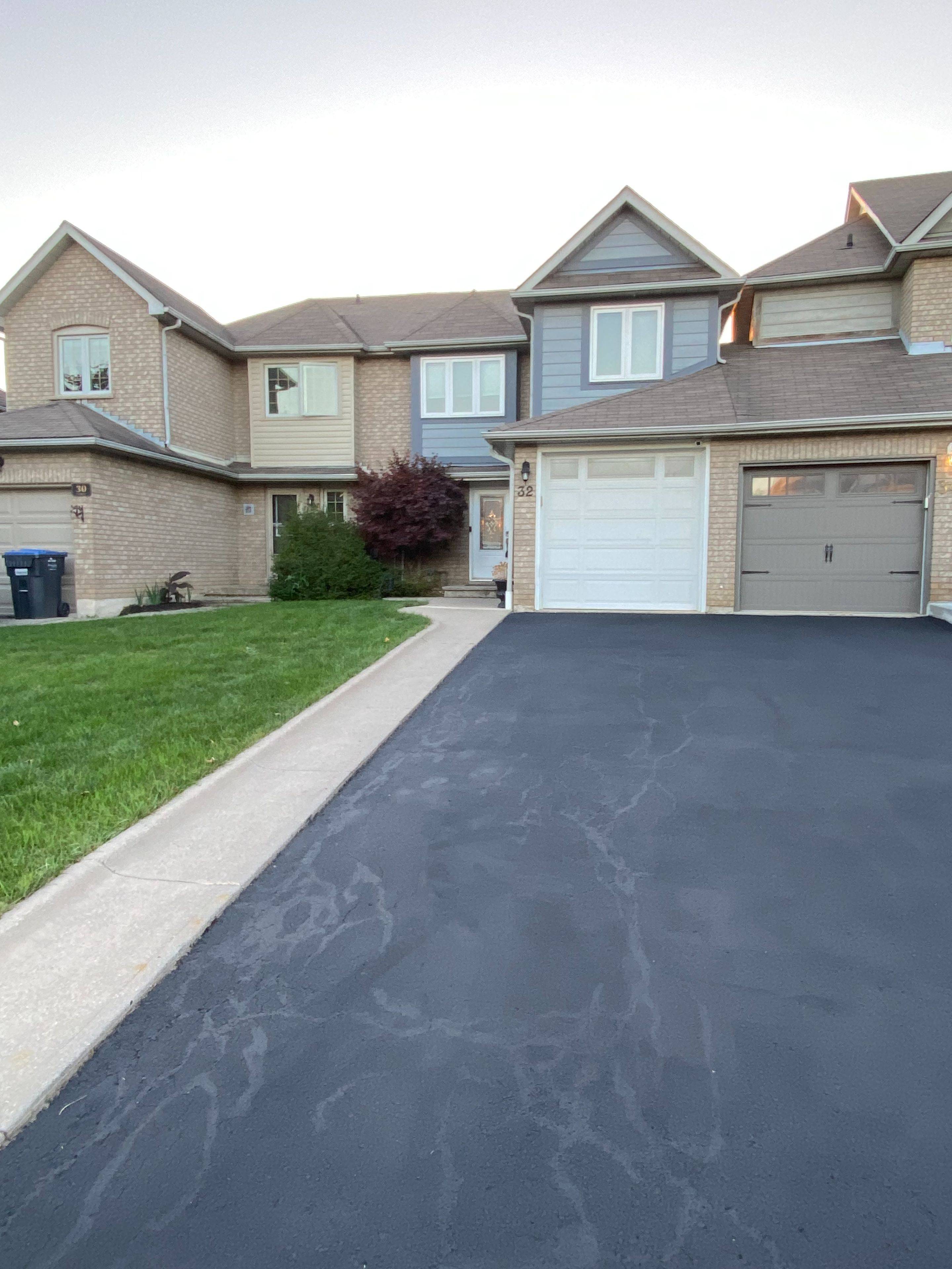 Caledon, ON L7C 1B2,32 Gardenia WAY