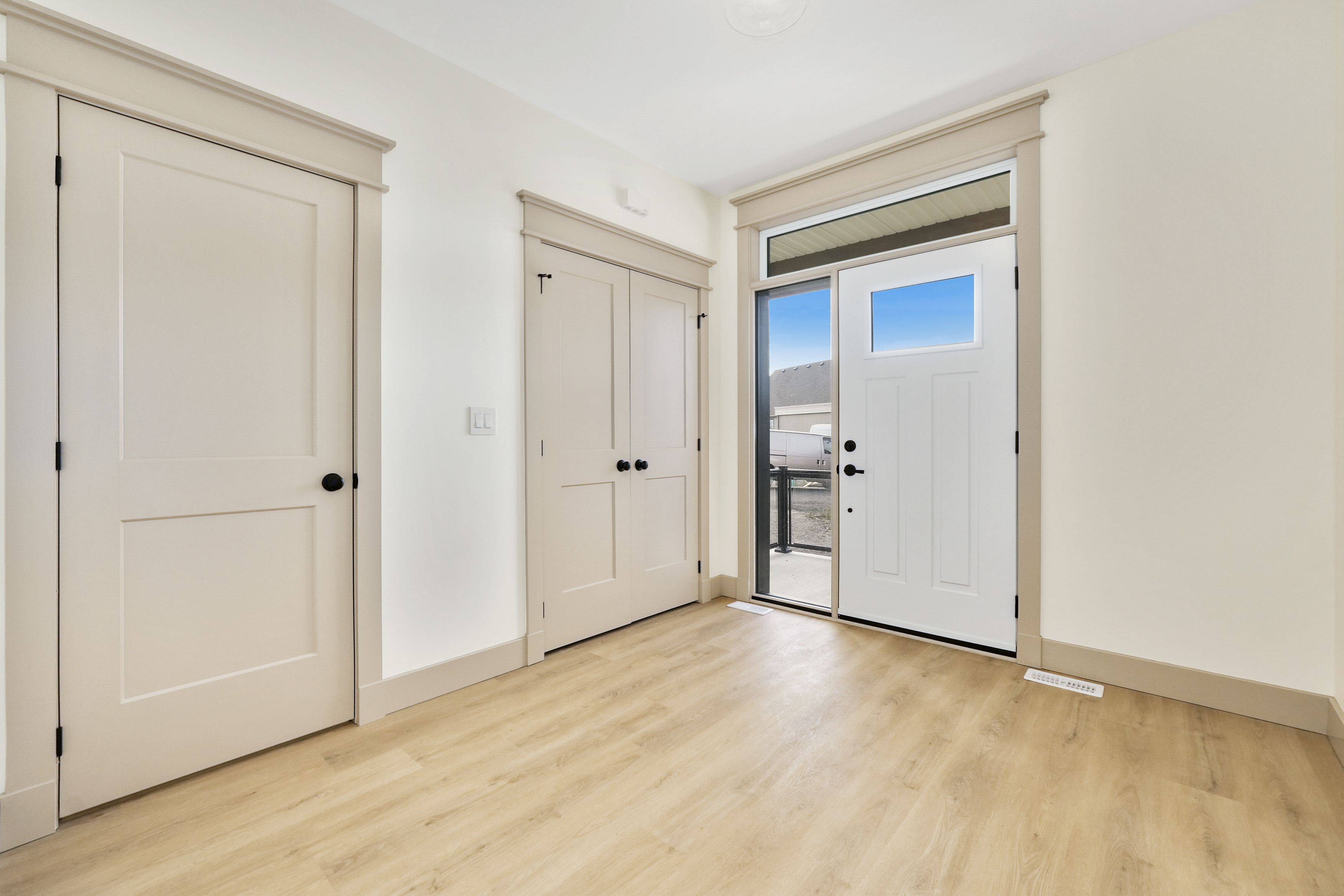 Cramahe, ON K0K 1S0,8 Merriman CT