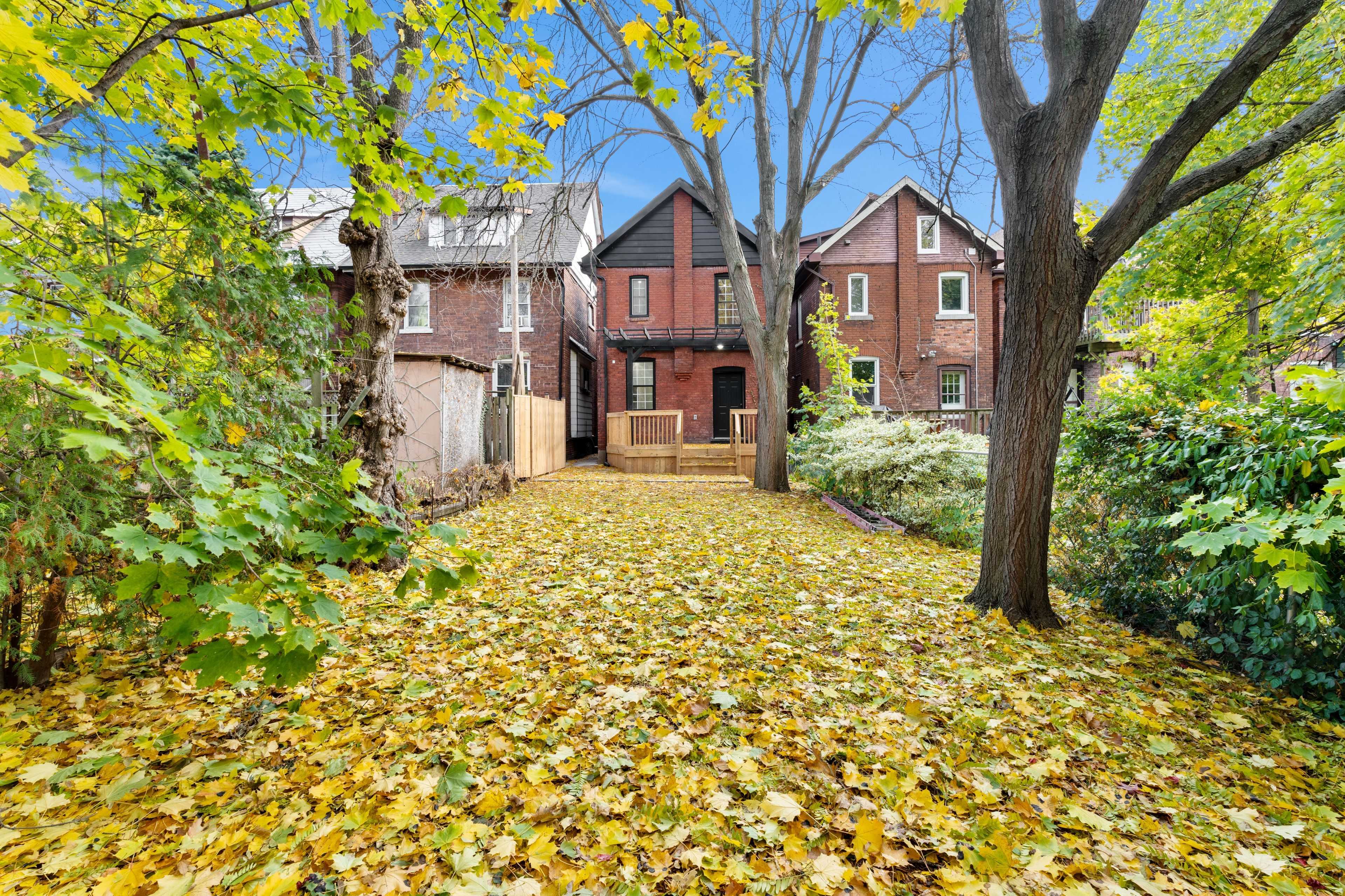 Hamilton, ON L8M 2H2,200 Sanford AVE S #Main