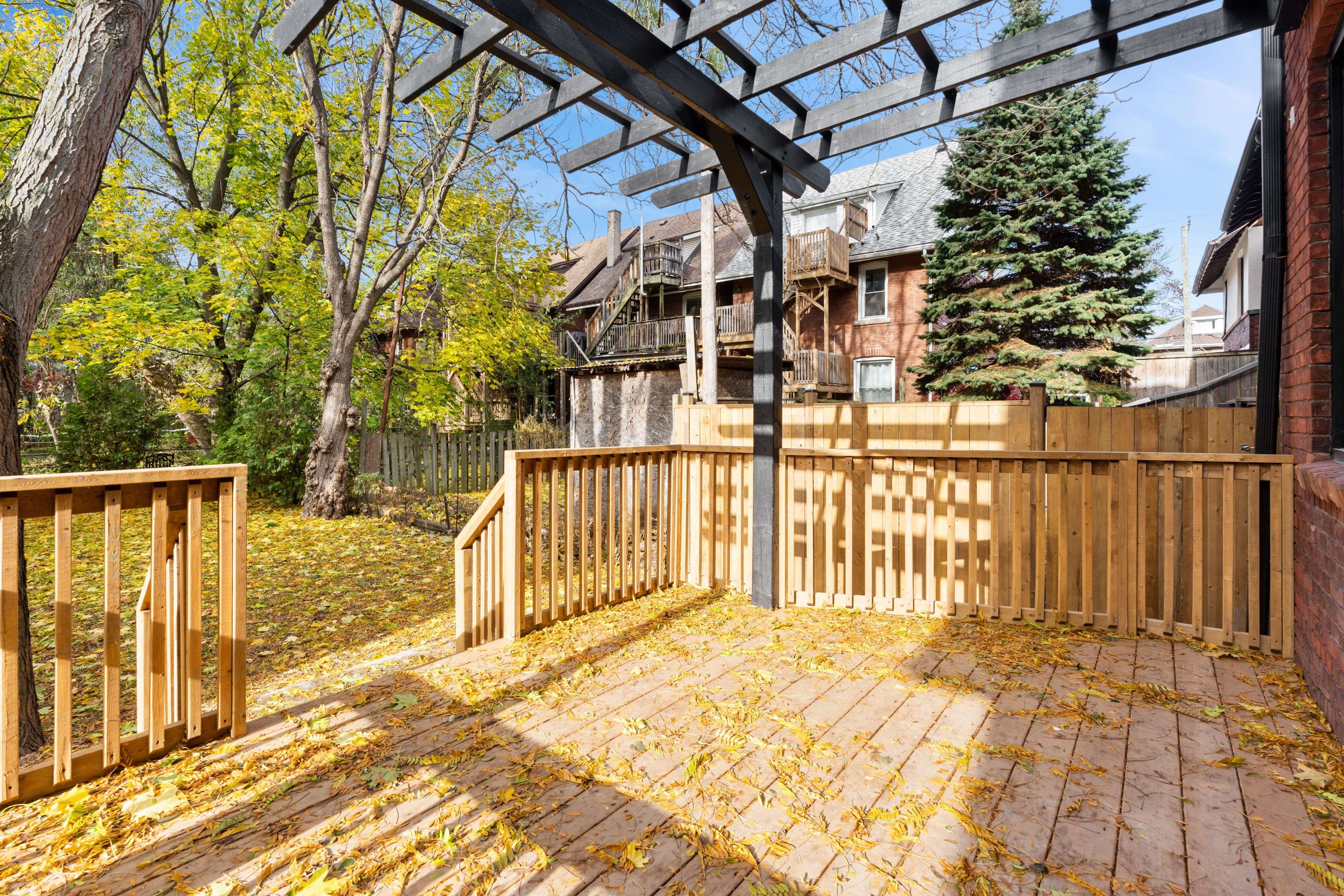 Hamilton, ON L8M 2H2,200 Sanford AVE S #Main