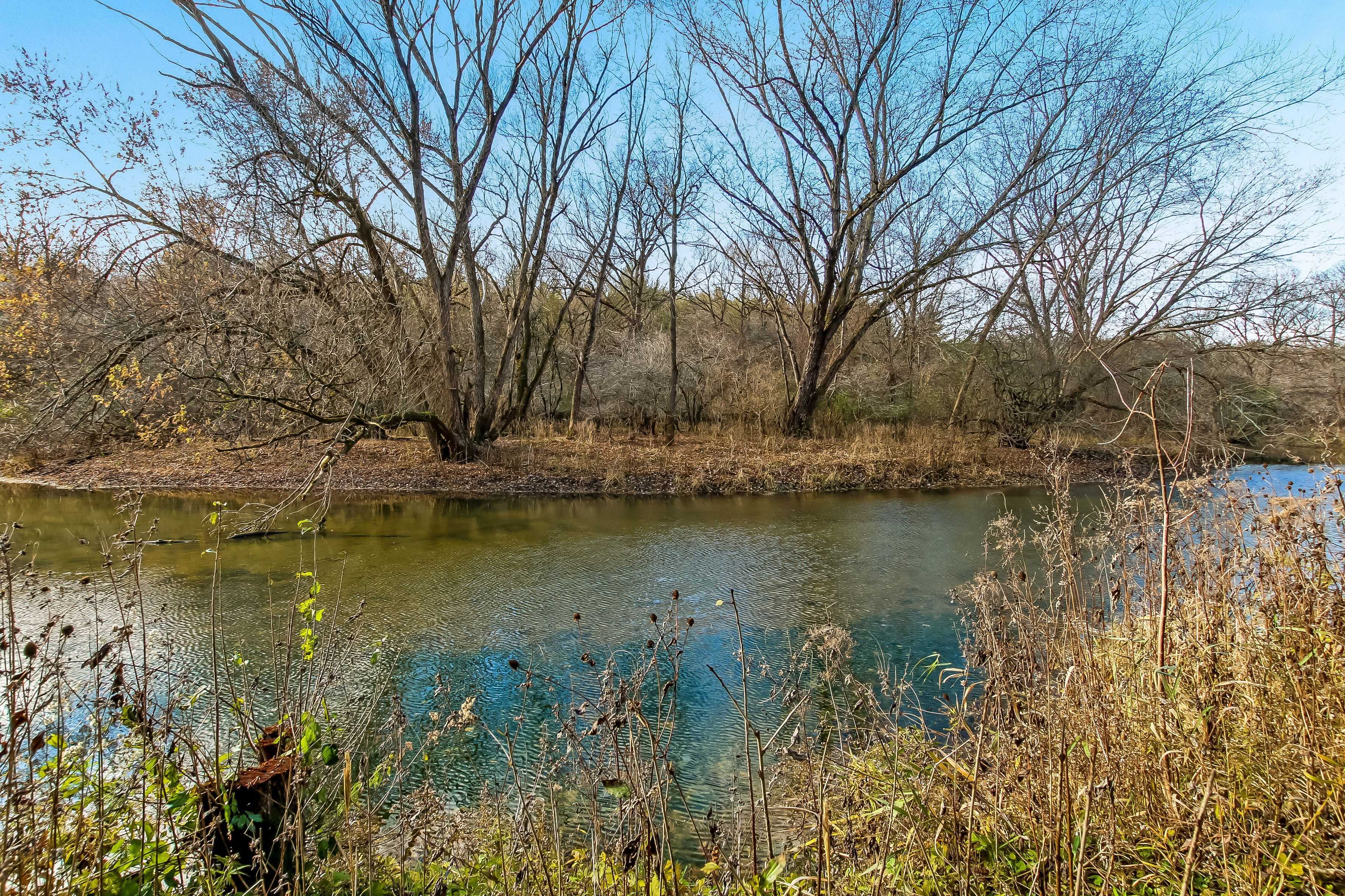 Perth South, ON N0M 1V0,5233 Line 2 Line