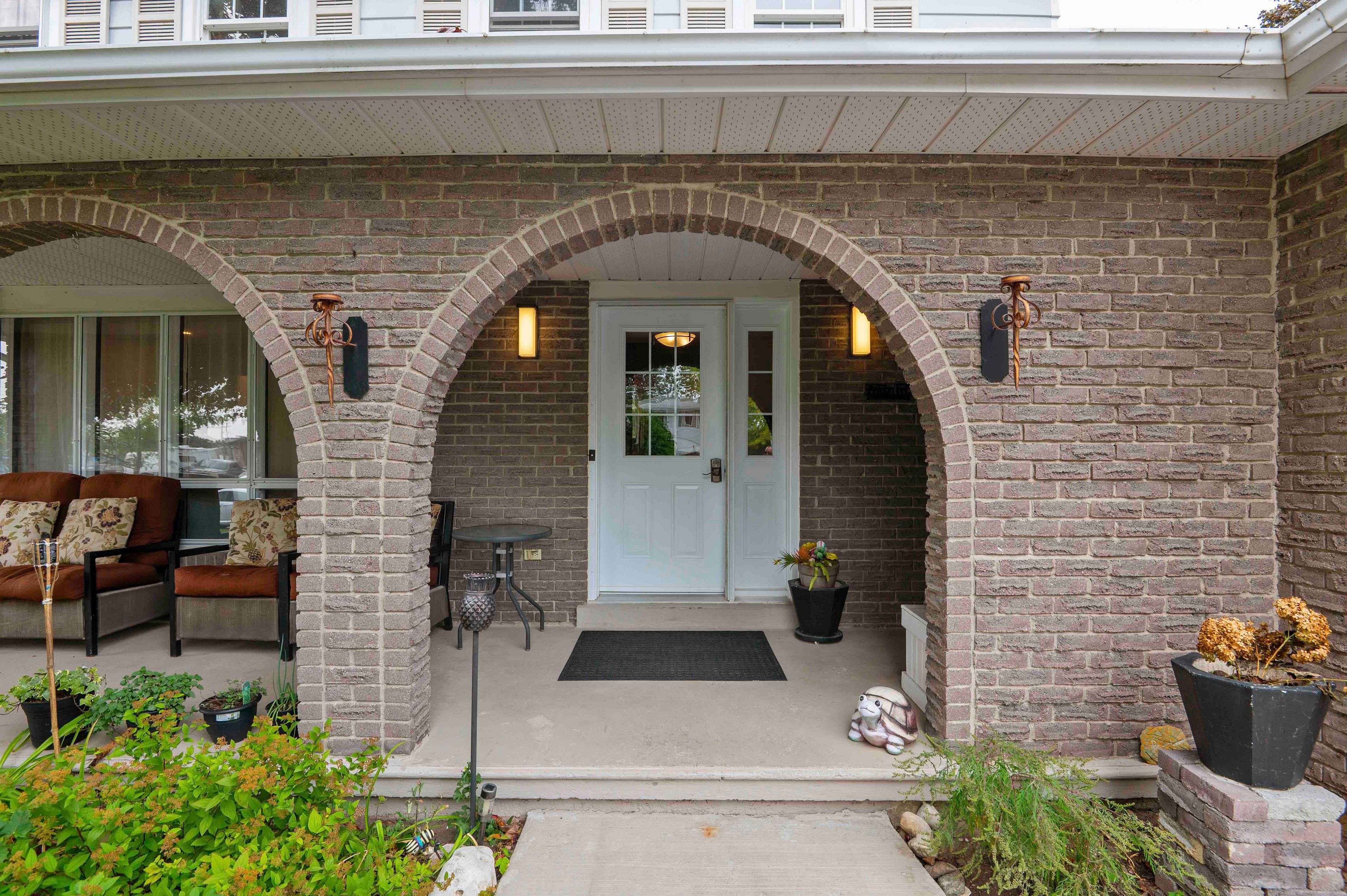 East Luther Grand Valley, ON L9W 5X4,18 Spruyt AVE