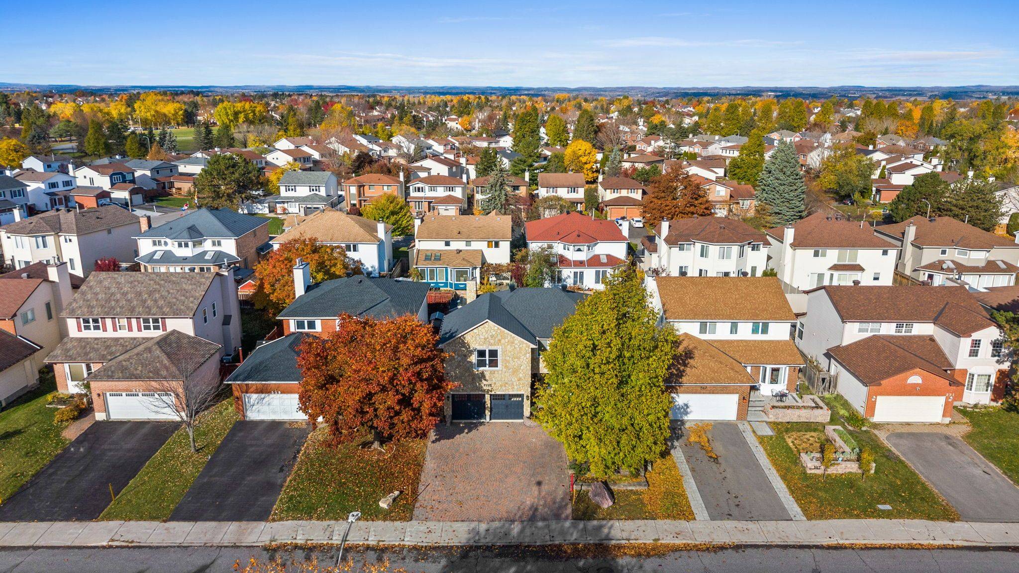 Orleans - Cumberland And Area, ON K4A 1V9,563 Merkley DR