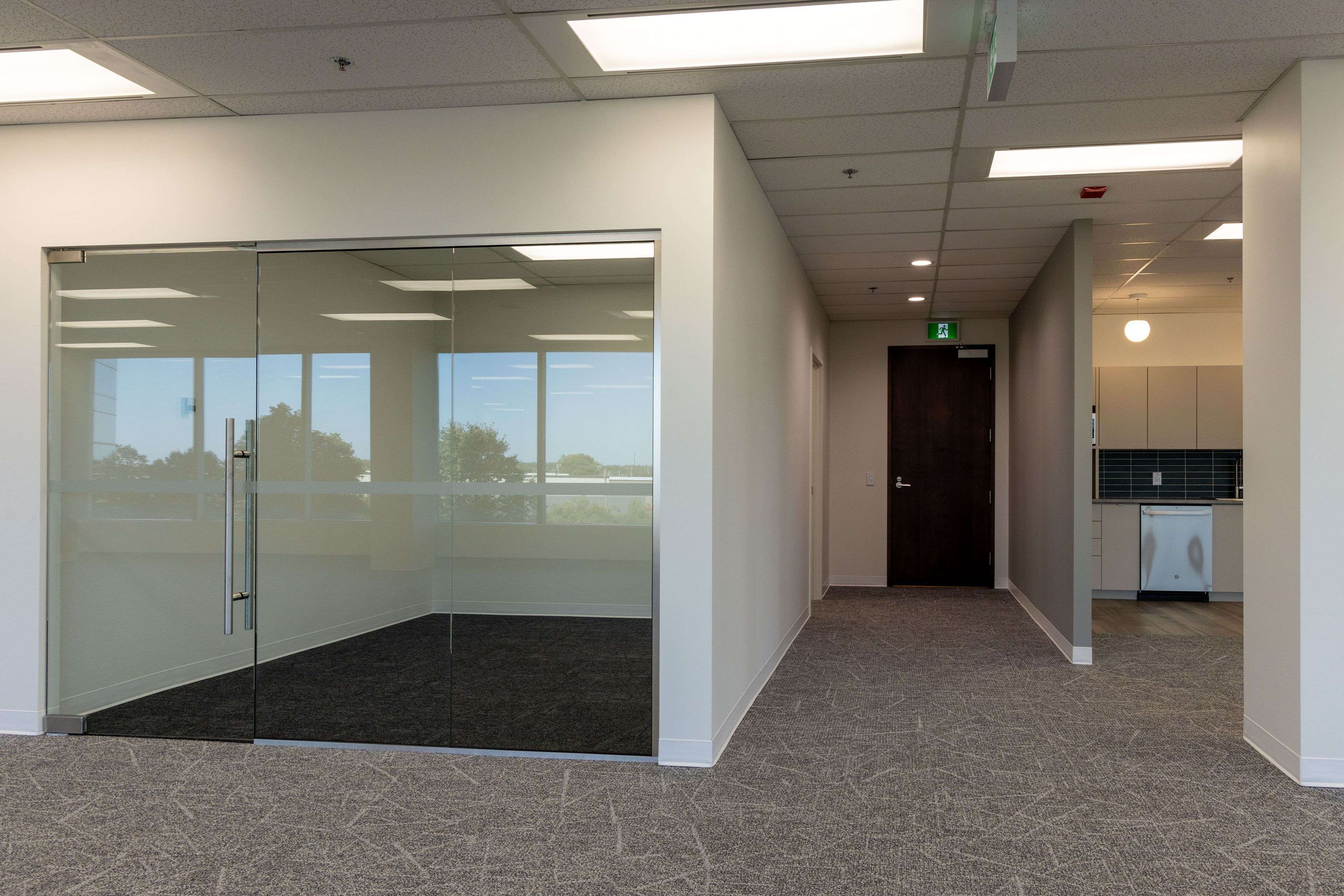 Beacon Hill North - South And Area, ON K1J 9L8,1420 Blair Towers PL #310