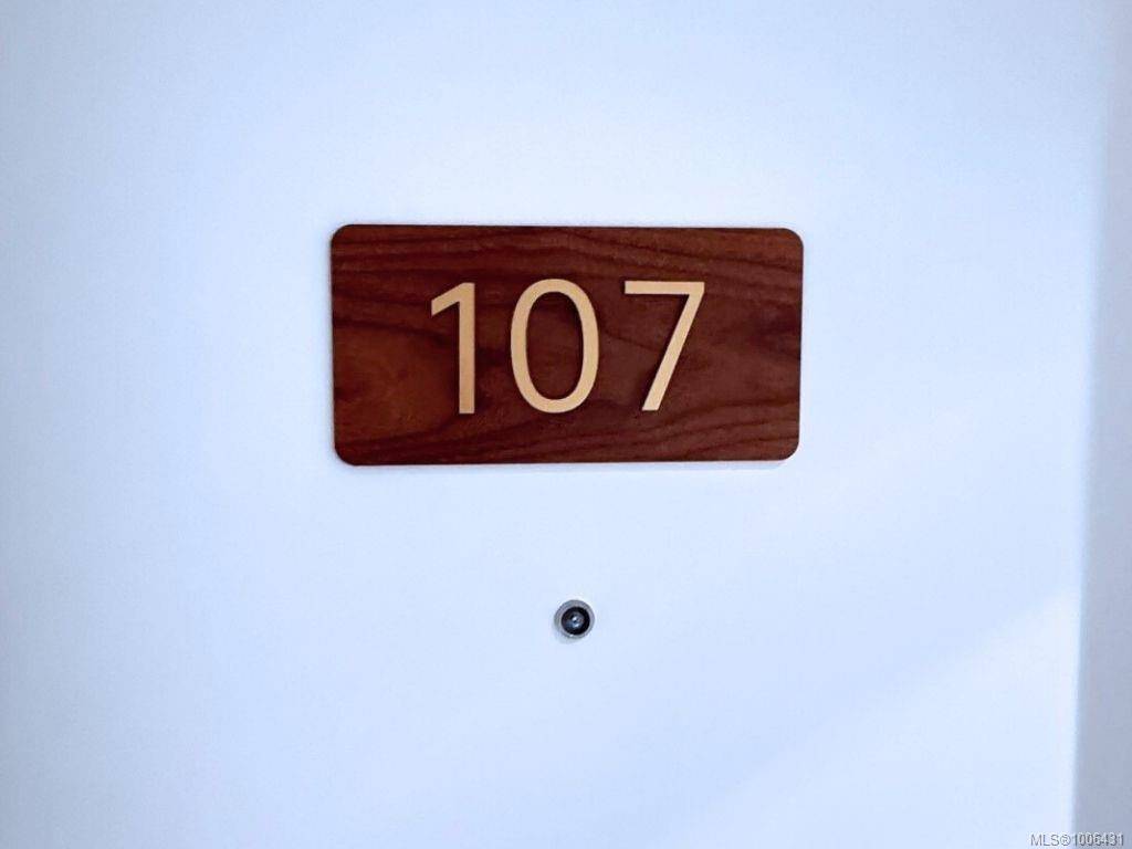 Nanaimo, BC V9V 1W4,6320 Sentinal Dr #107