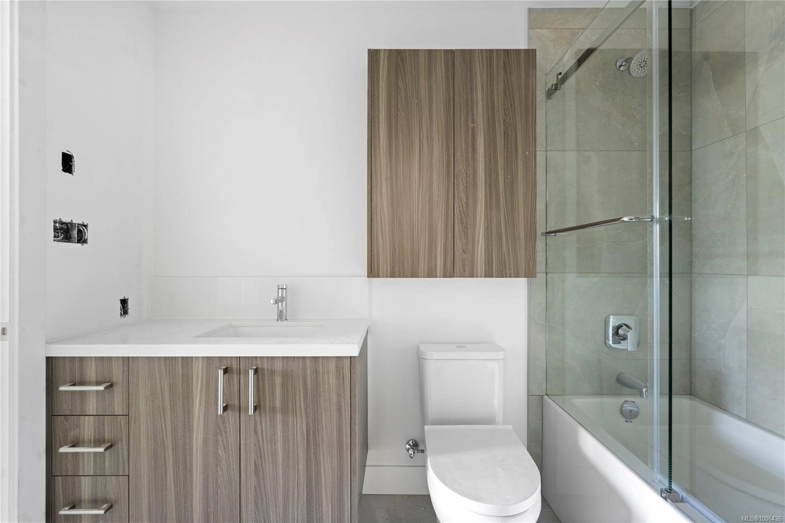 Nanaimo, BC V9V 1W4,6320 Sentinal Dr #206