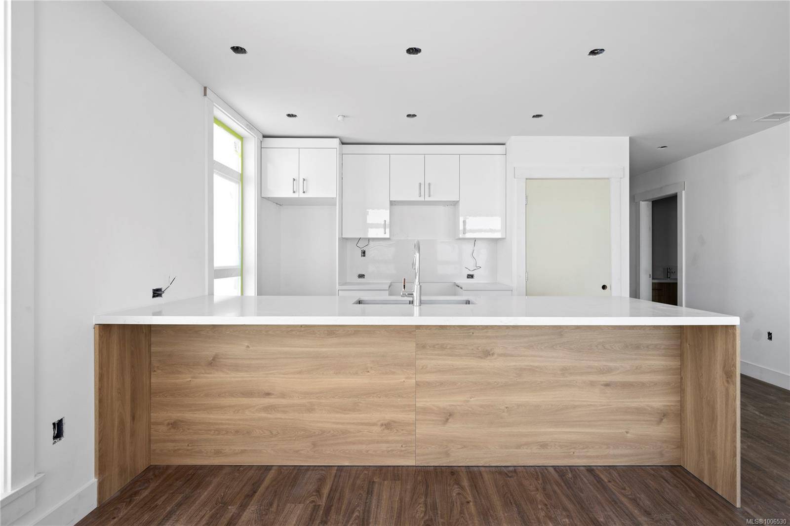 Nanaimo, BC V9V 1W4,6320 Sentinal Dr #412