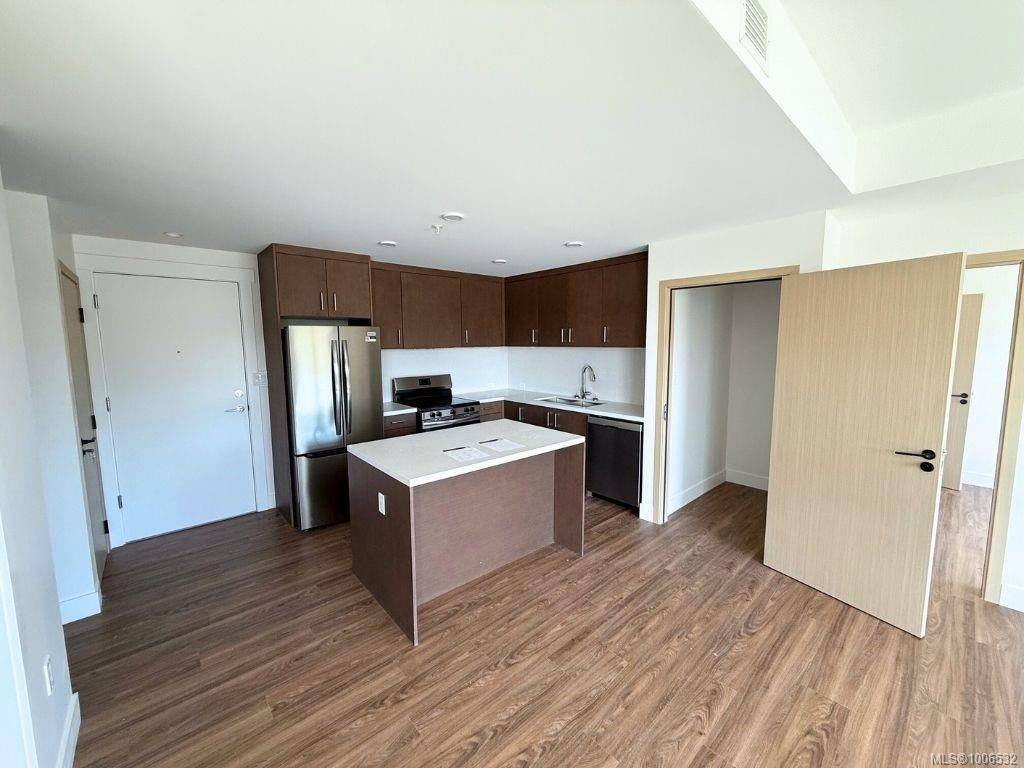 Nanaimo, BC V9V 1W4,6320 Sentinal Dr #601