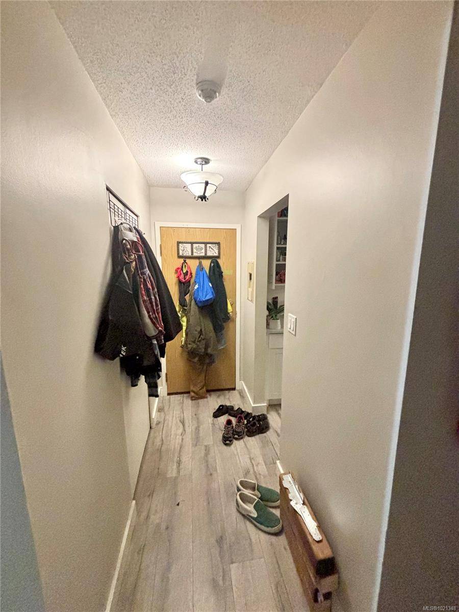 Courtenay, BC V9N 3W6,178 Back Rd #104