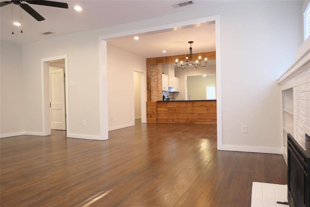 Dallas, TX 75223,823 Grandview Avenue