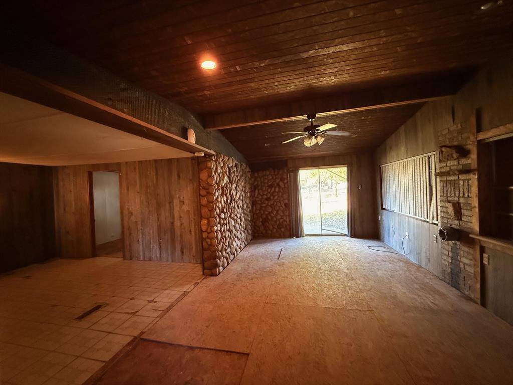 Gun Barrel City, TX 75156,315 Wildwind Street