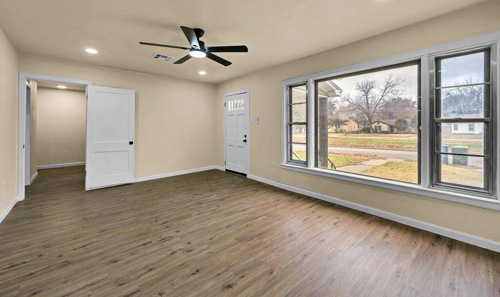 Waco, TX 76707,3225 Edmond Avenue