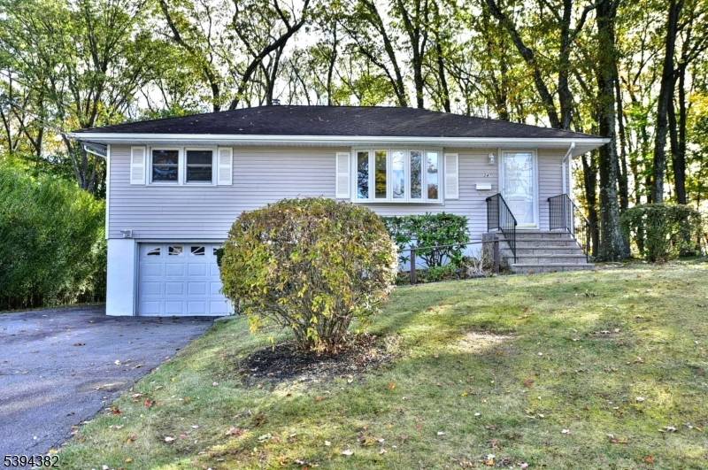 Bloomingdale Boro, NJ 07403,247 Rafkind Rd