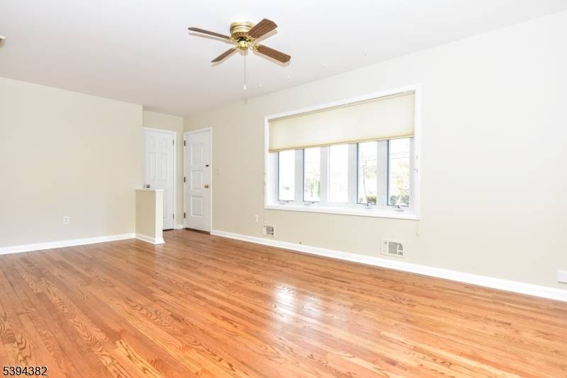 Bloomingdale Boro, NJ 07403,247 Rafkind Rd