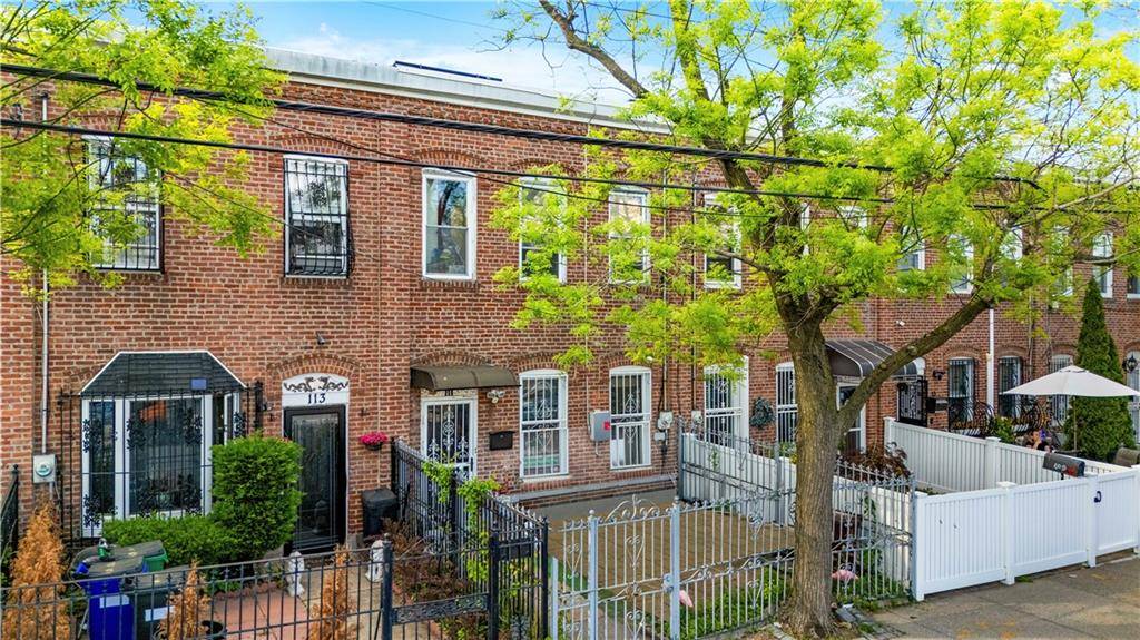 Staten  Island, NY 10305,111 Chestnut AVE