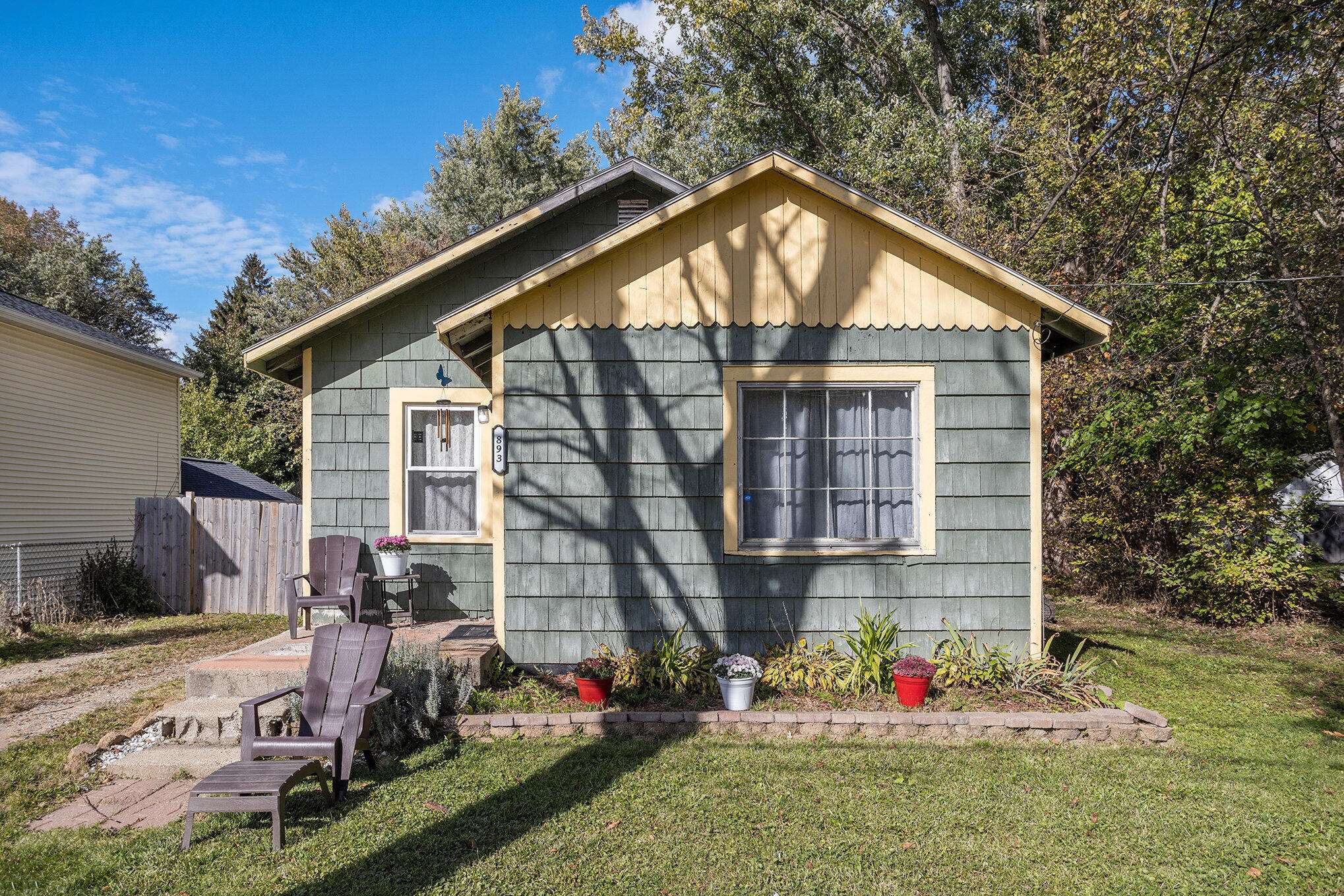 Kalamazoo, MI 49004,893 E G AVE