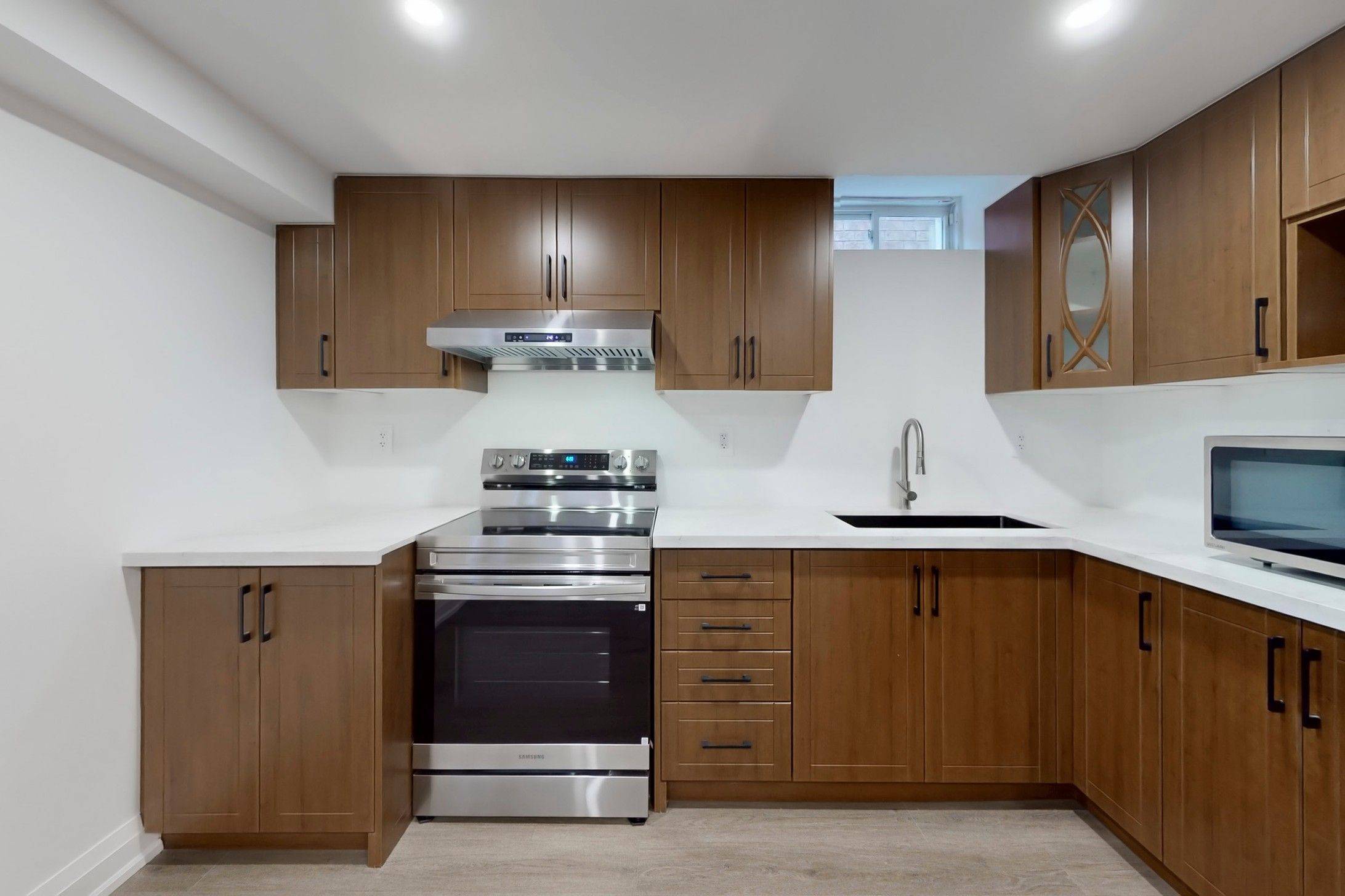 Markham, ON L3R 5S1,4 Spiker ST #Basement