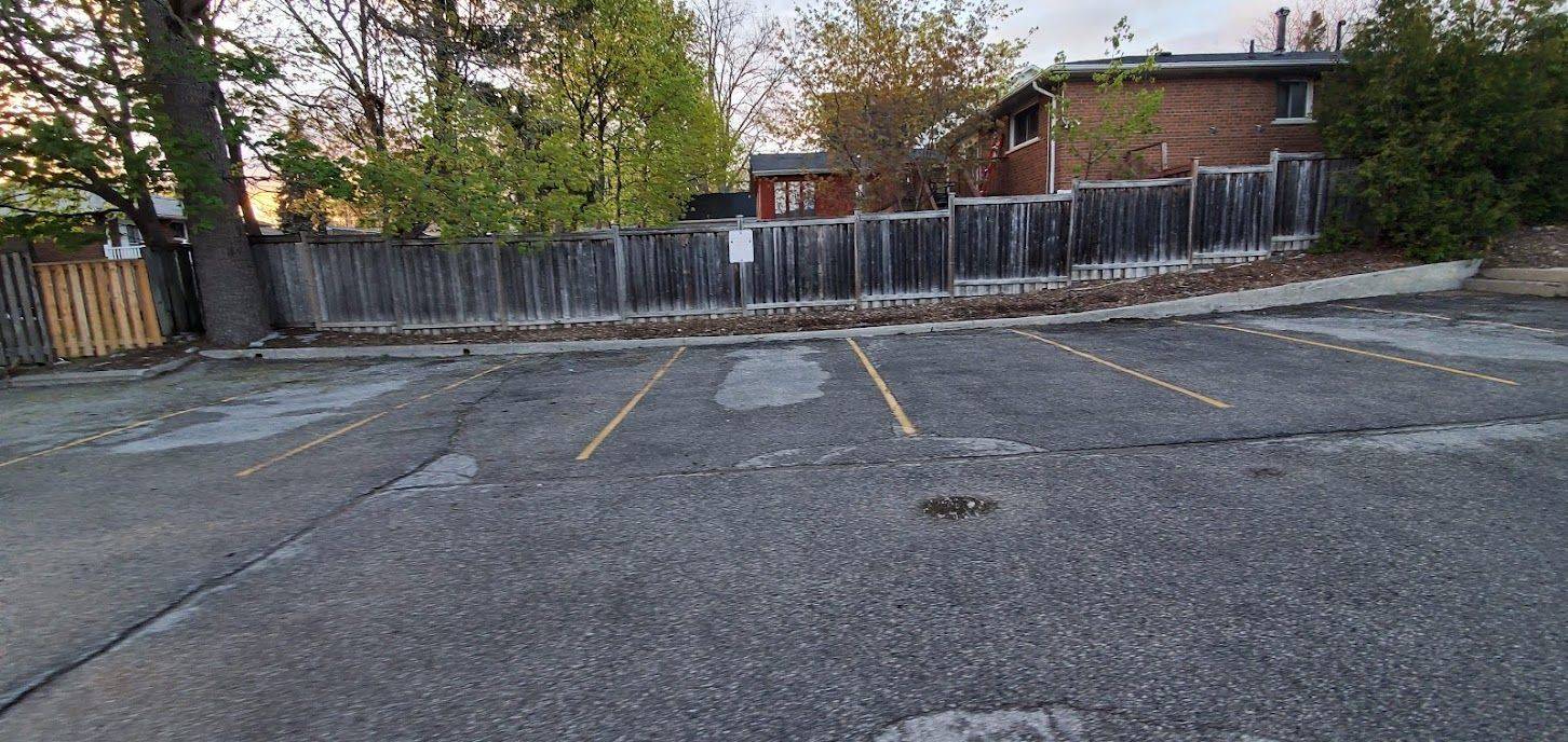 Markham, ON L3P 3A9,6060 Highway 7 E N/A #LL-B