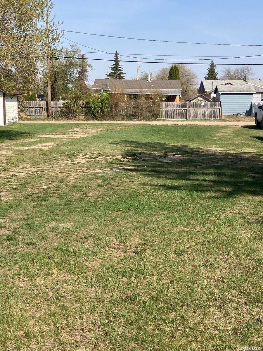 Nipawin, SK S0E 1E0,111 3rd STREET N