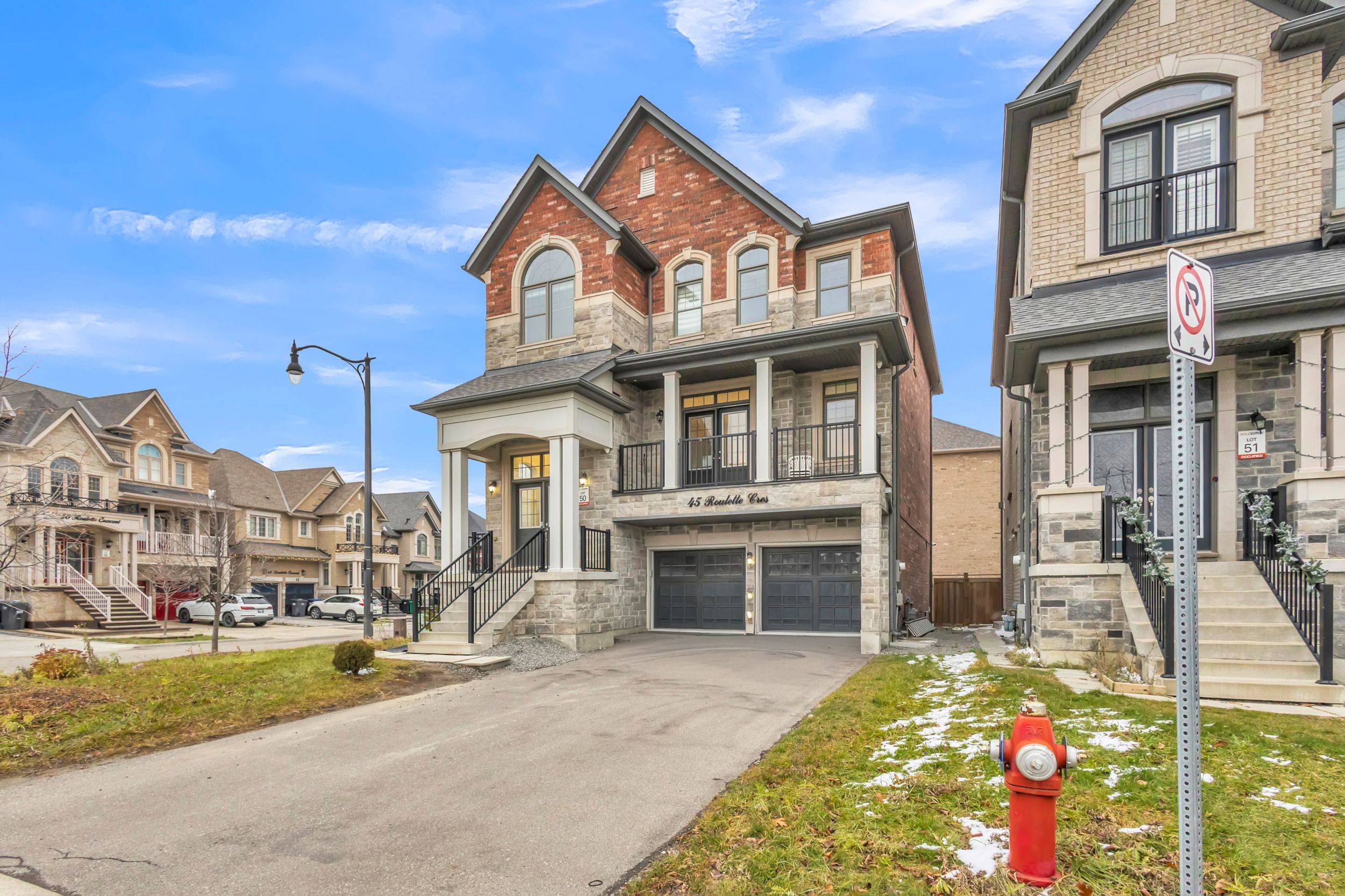 Brampton, ON L7A 4R6,45 Roulette CRES