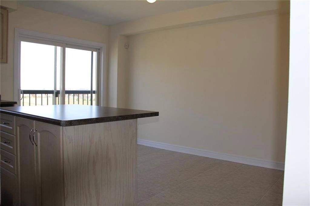 Oakville, ON L6M 0L5,2178 Fiddlers WAY #81