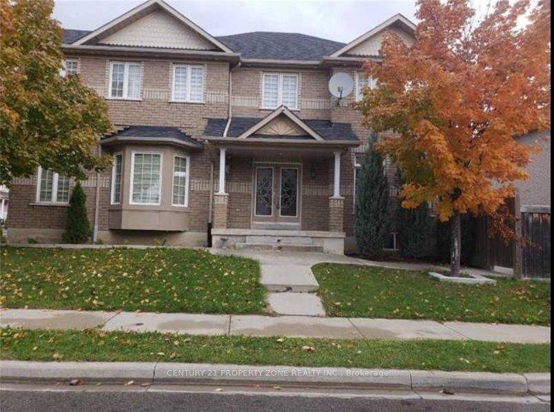 Brampton, ON L7A 3K4,21 Bentgrass LN