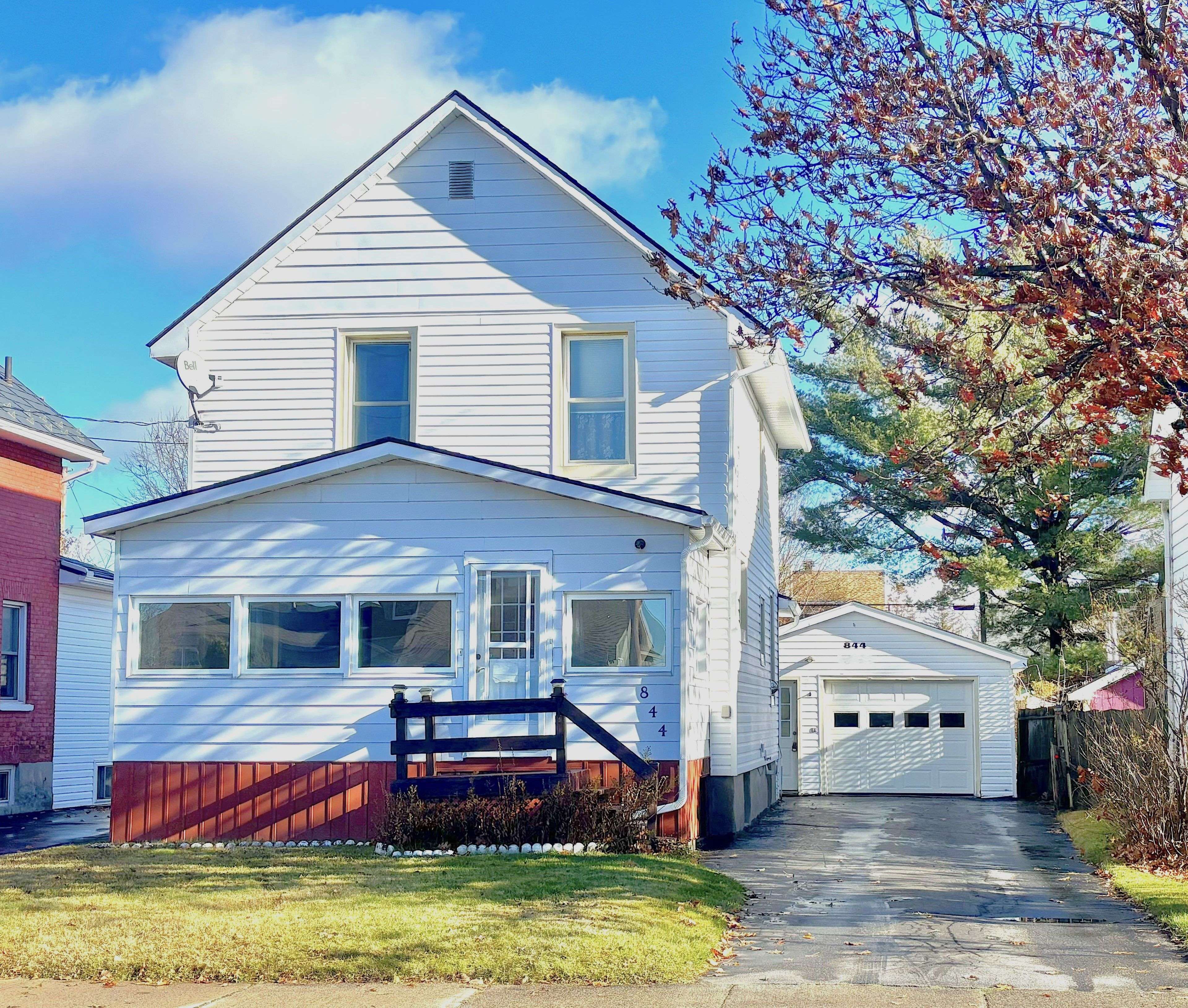 North Bay, ON P1A 1T9,844 Queen ST