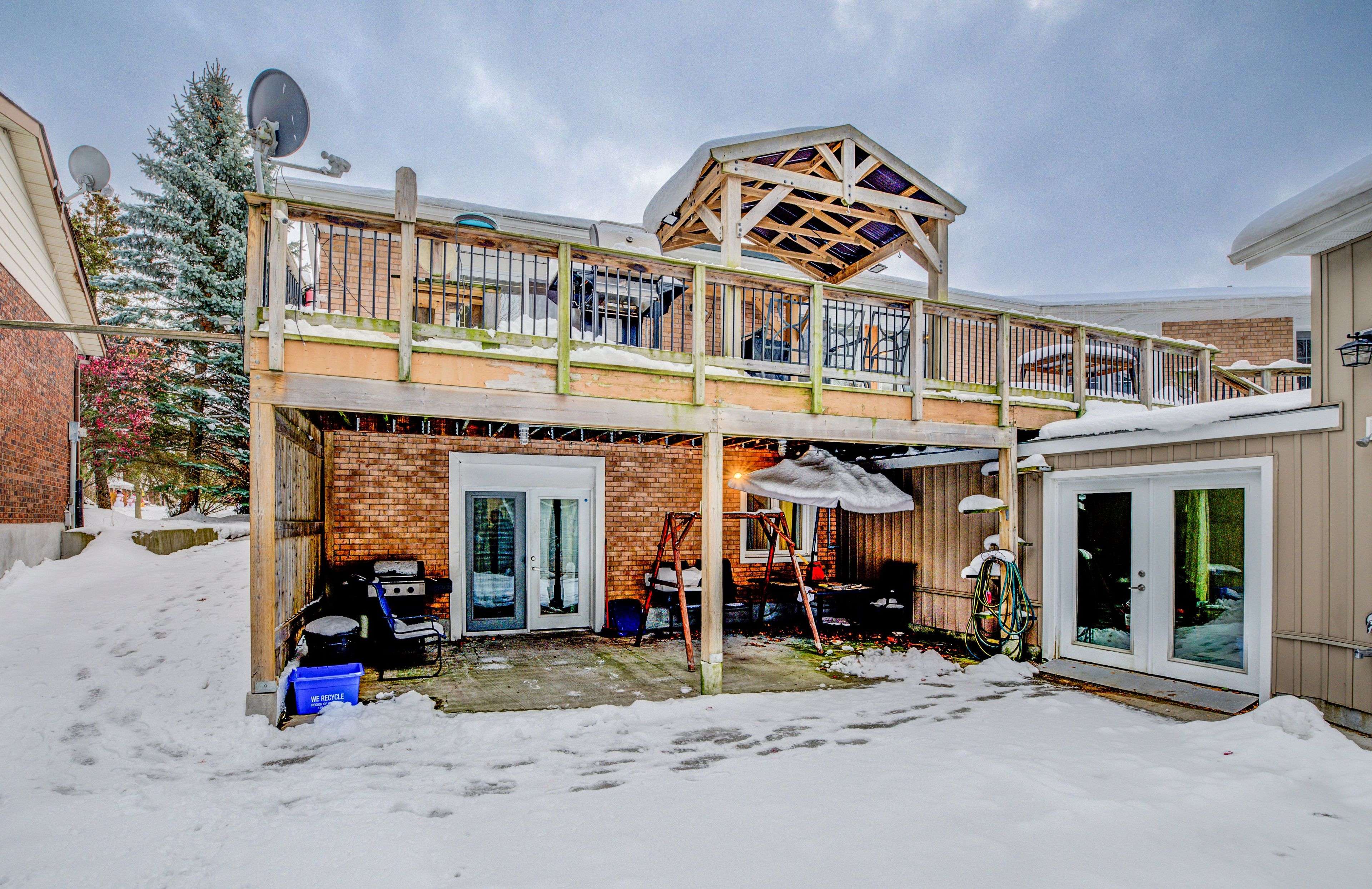 Kitchener, ON N2P 1L5,4 Perin PL #3