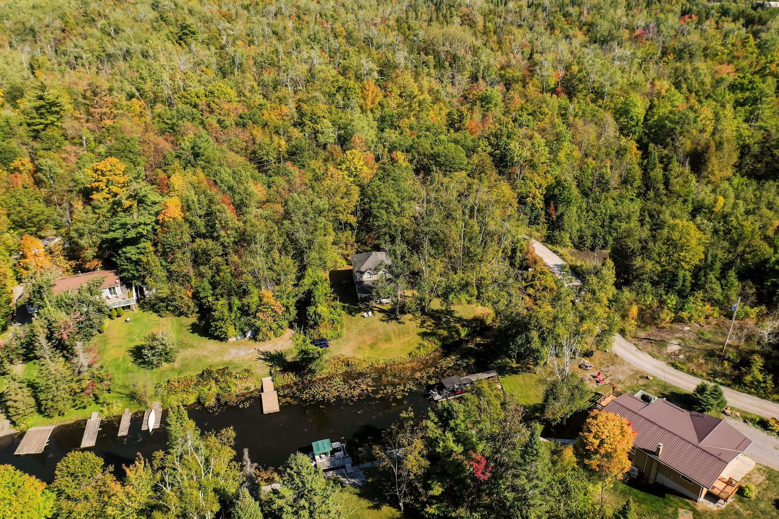 Douro-dummer, ON K0L 2H0,2370 Julia Shore RD E