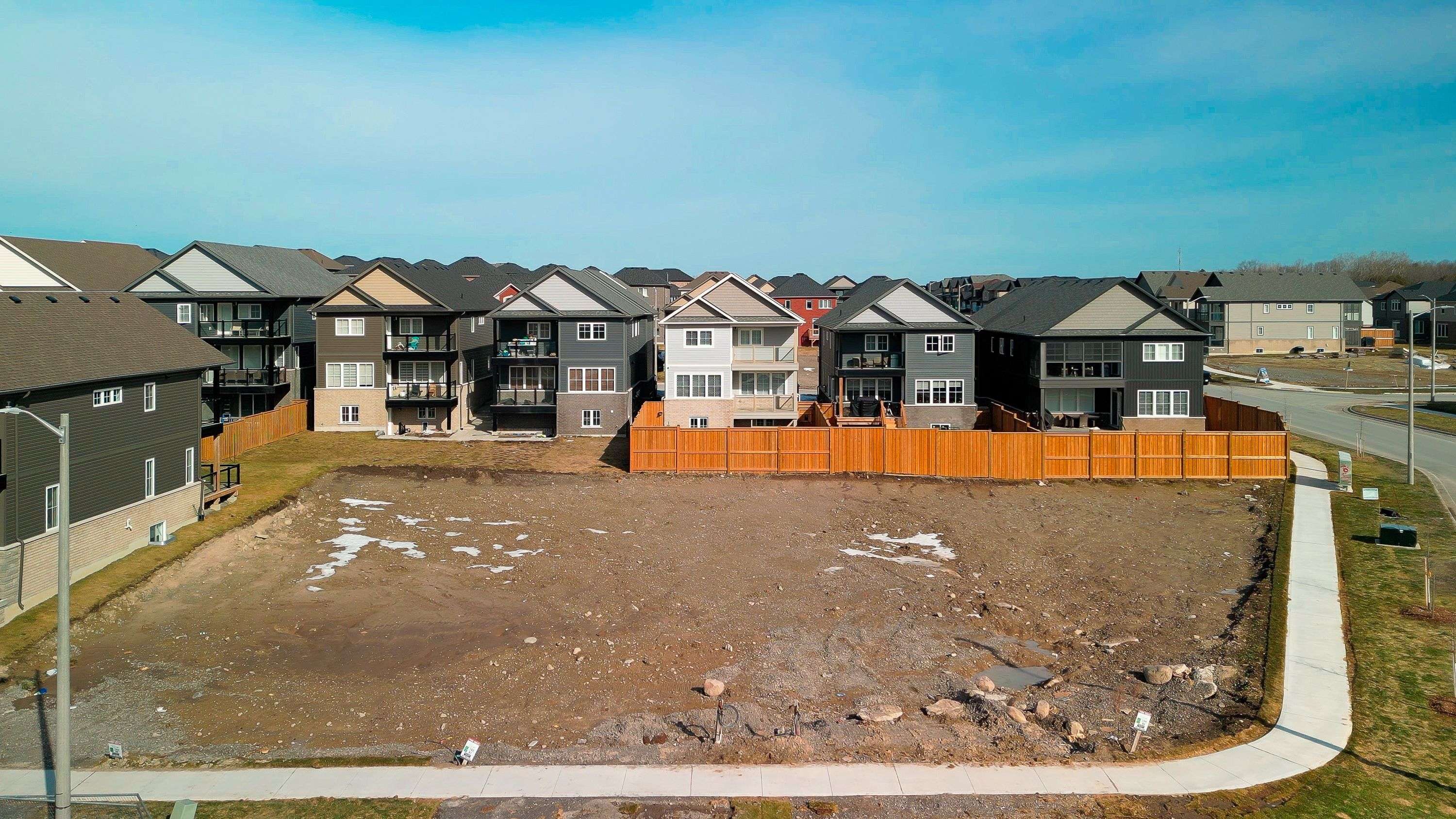 Peterborough, ON K9K 0H6,89 York DR